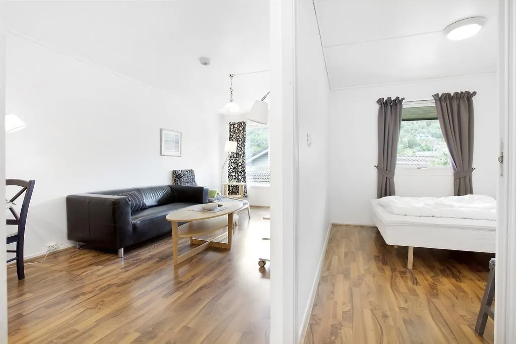 ברגן Master Apartment Hotel 3*,